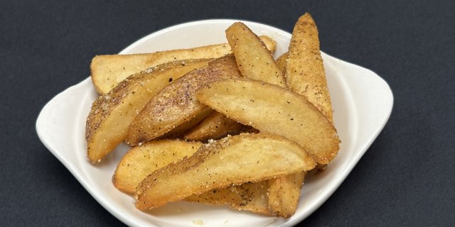 Truffle Potato Wedges