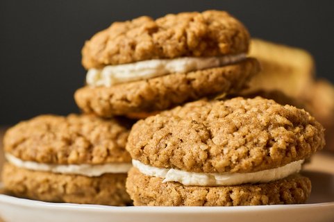 Oatmeal Creme Pie Tray