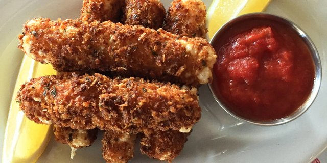 Vegan Mozzarella Stix
