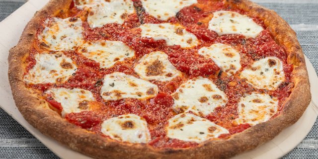 Old Fashioned Pizza