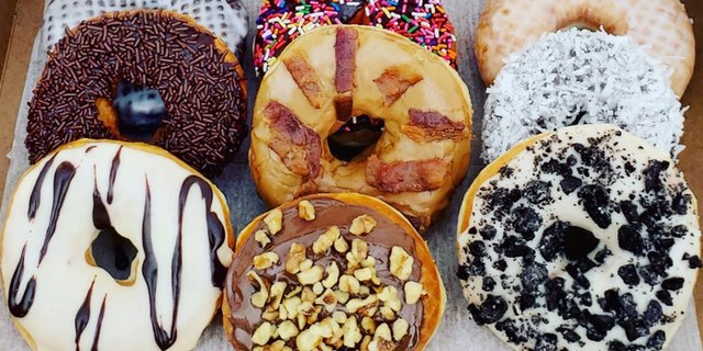 Dozen Donuts