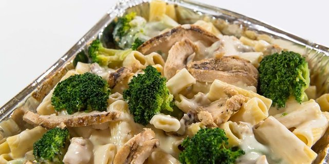 Chicken Rigatoni Alfredo