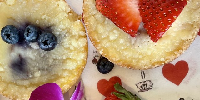 Kuchen & Berry Box