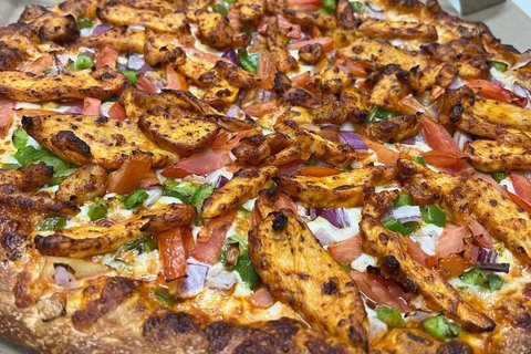 Via Milano Chicken Pizza