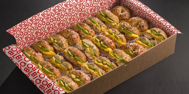 Avocado & Cheese Bagel Box