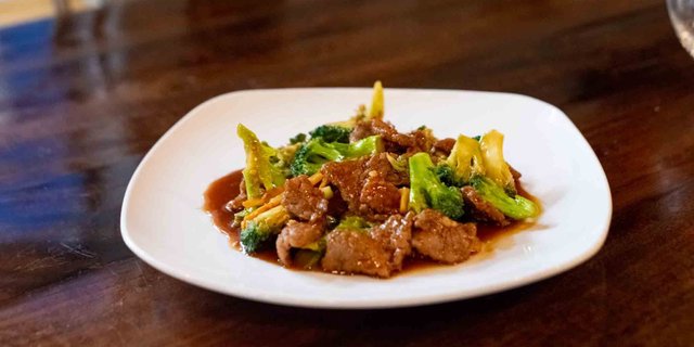 Beef w/ Broccoli