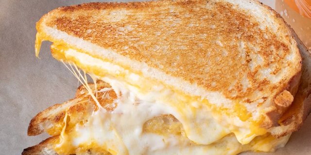 Three Cheese Classic Platter