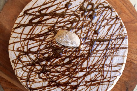 Hot Chocolate 8" Cake