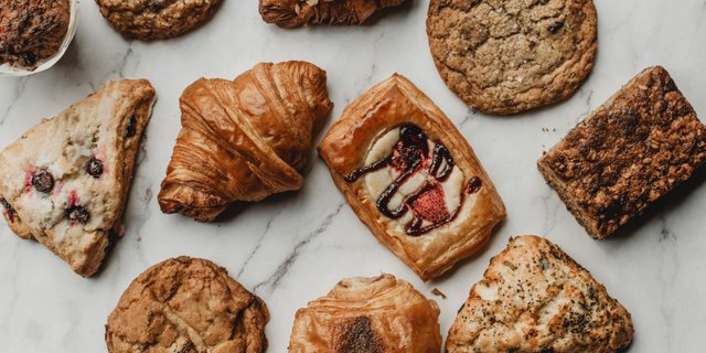 Ovenbird Pastry Box
