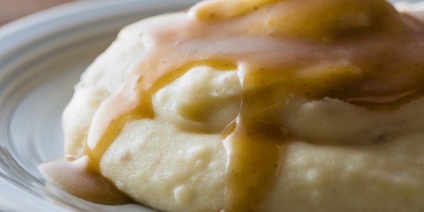 Mashed Potatoes w/ Gravy