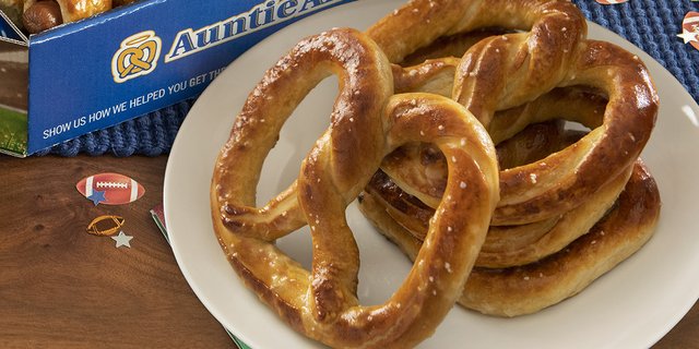 Classic Pretzels 6 Pack