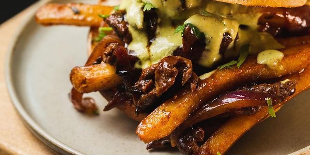 Beef Stir-Fry Sandwich