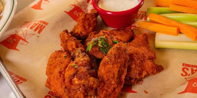 Jonny Wings
