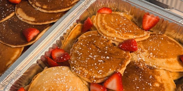 Breakfast Buffet w/ Pancakes