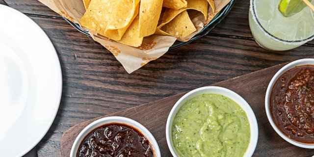 Salsas Trio