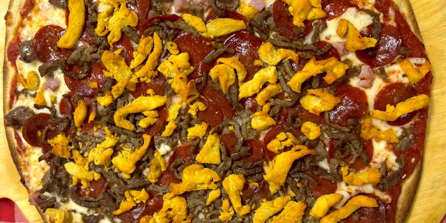 Carnivore Combo Pizza