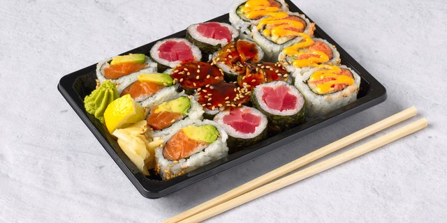Van's Sushi Combo
