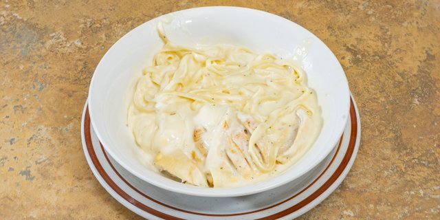 Chicken Breast Alfredo
