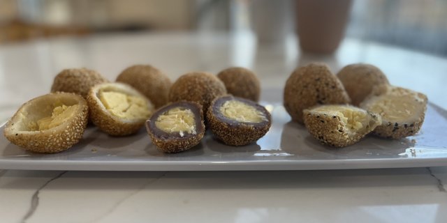 Sesame Balls