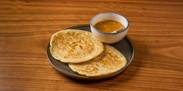 Roti Massaman Tray