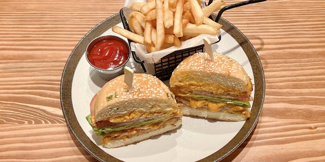 Chili Crisp Chicken Sandwich Party Tray