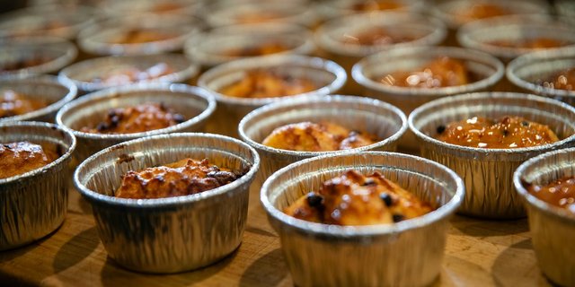 Warm Bread Pudding Box