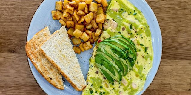 Build-Your-Own Omelette