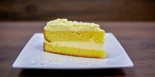 Limoncello Mascarpone Cake