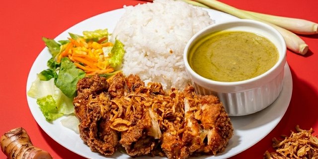 Green Curry Hatyai Crispy Chicken Rice