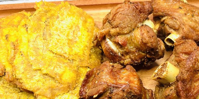 Fried Turkey w/ Fried Plantains