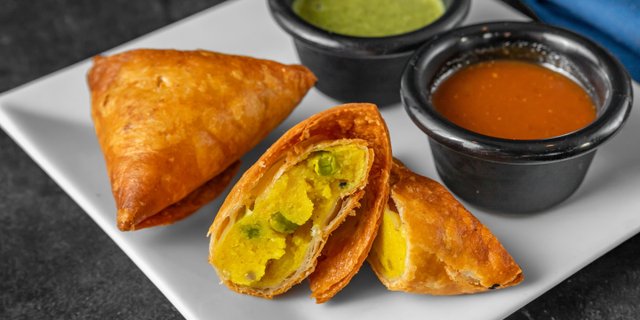 Vegetable Samosa