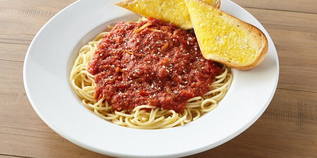 Spaghetti w/ Marinara Sauce