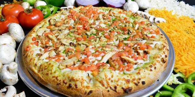 Chicken Pesto Pizza
