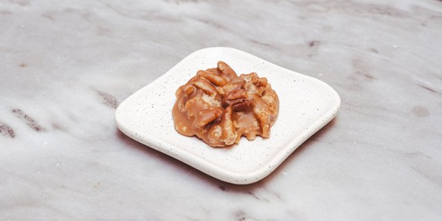 Leon’s Classic Pecan Pralines