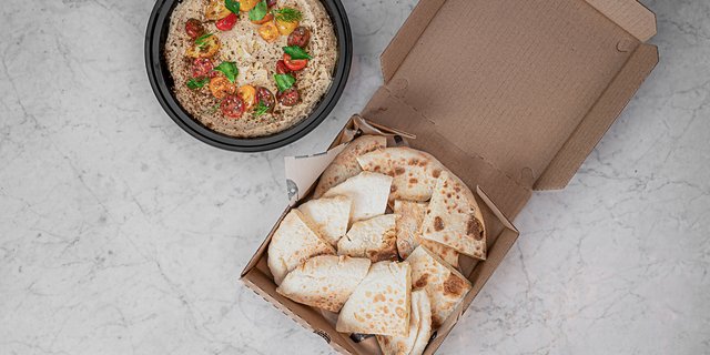 Lebanese Hummus