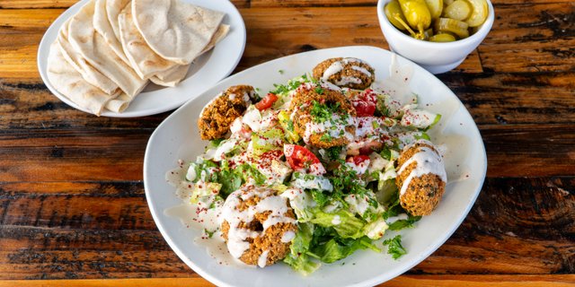 Falafel Salad