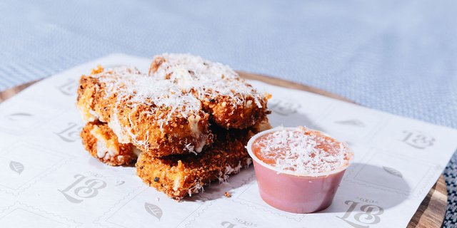 Mozzarella Sticks