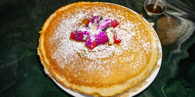 24-Karat Gold Pancakes