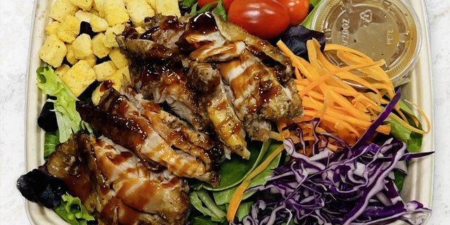 Lemongrass Chicken w/ Balsamic Dressing Boxed Salad