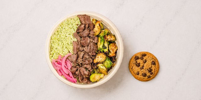 Filet & Greens Bowl  Boxed Lunch