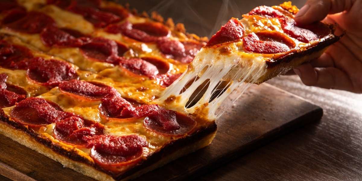 Cloverleaf Pizza