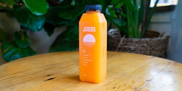 Orange, Carrot & Pineapple Jugo