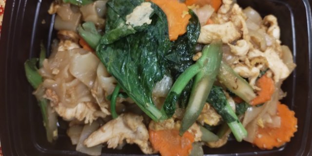 Tofu Pad See Ew