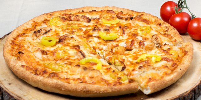 Buffalo Ranch Chicken Pizza