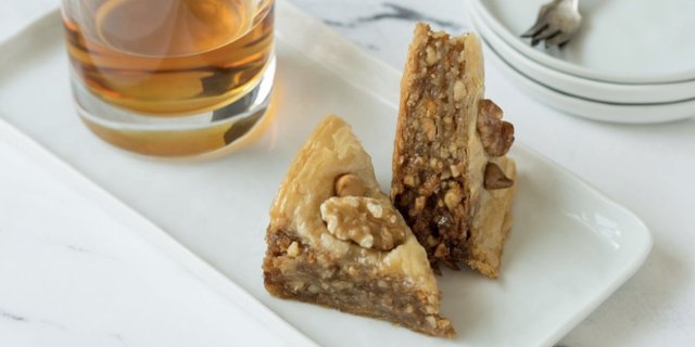 Butterscotch Rum Walnut Box