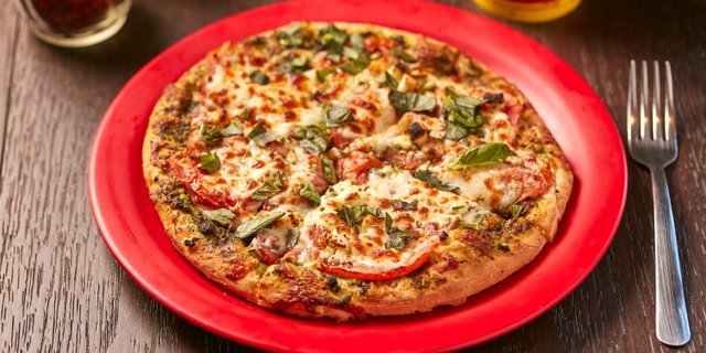Green W/ Envy Pizza