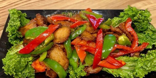 Sauteed Spicy Lemongrass Chicken