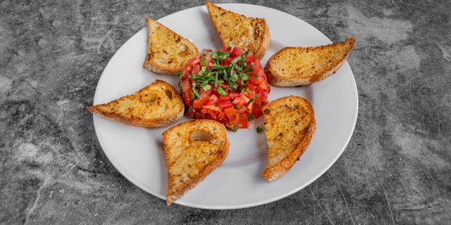 Bruschetta Pomodoro