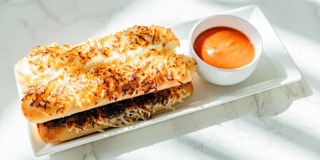 Cheesy Garlic Breadsticks Tray