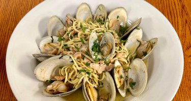 Donahue’s Madison Beach Grille